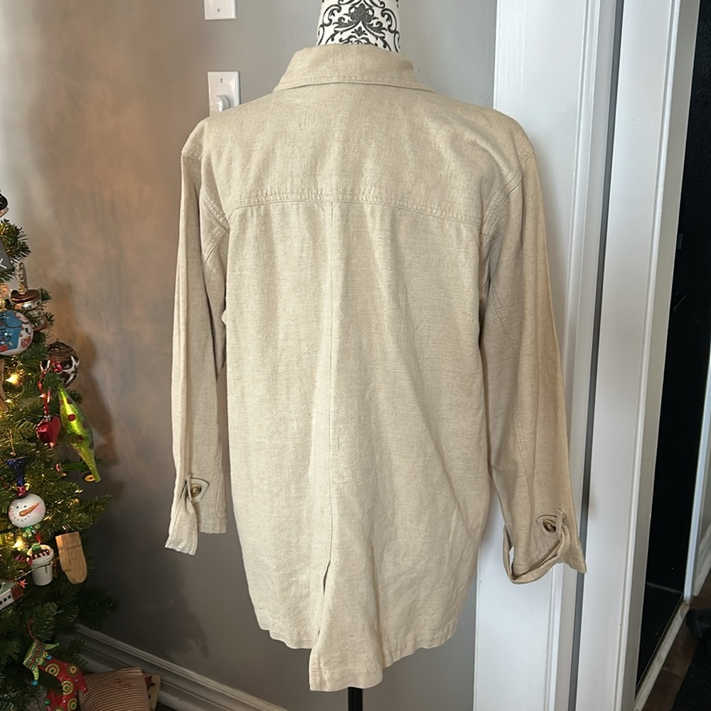 Linen shirt - Picture 2 of 3